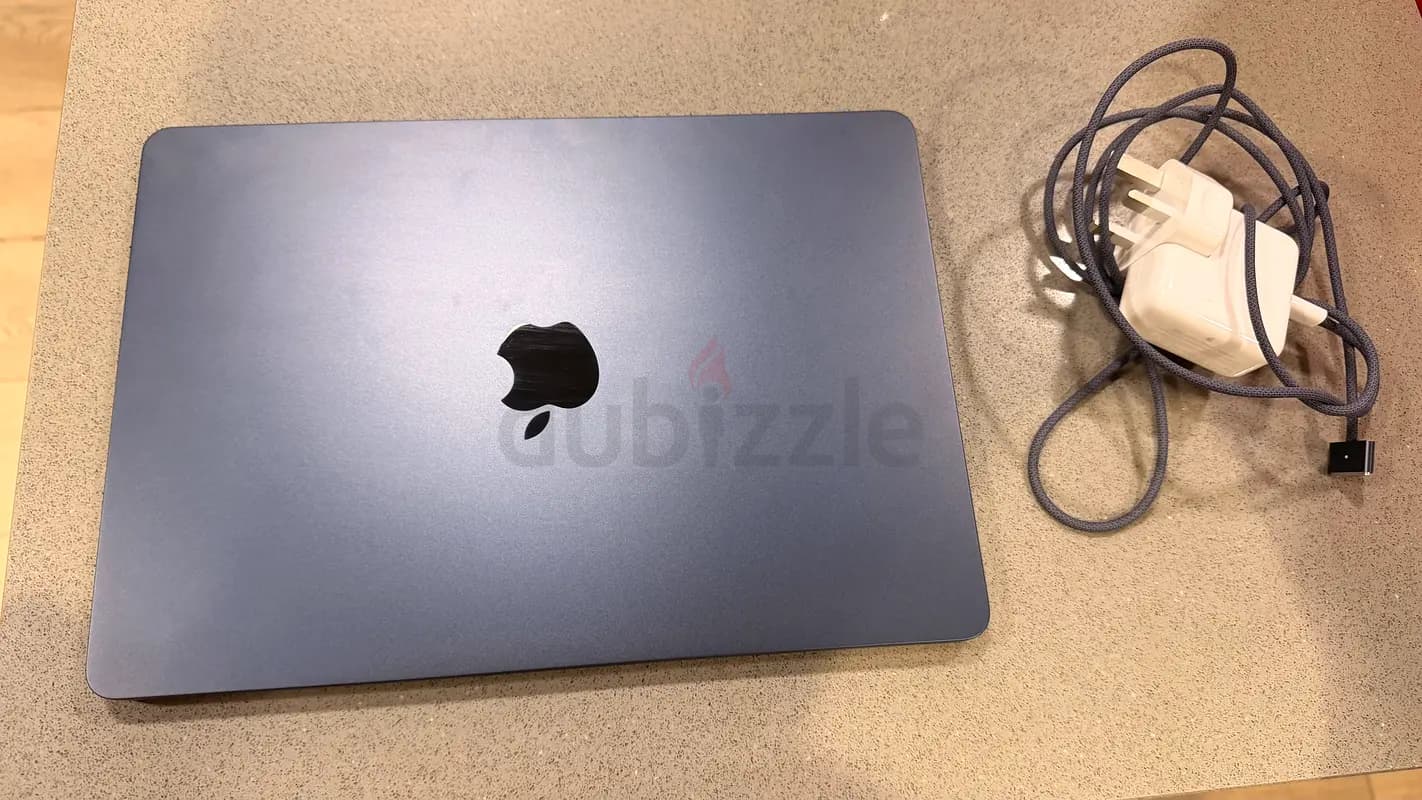 MacBook Air 13-inch M4, 16GB/256GB, Midnight